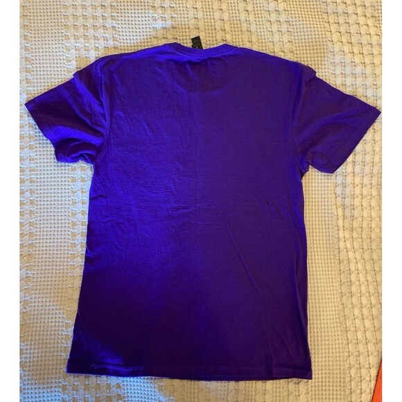 Gildan Hockey T Shirt NEW  Purple  Men’s Medium “Straight Outta The Penalty Box” - Picture 3 of 7